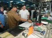 Cek Kesiapan Gudang Logistik Pemilu, Pj Gubernur: Insya Allah Sulsel sangat kompak