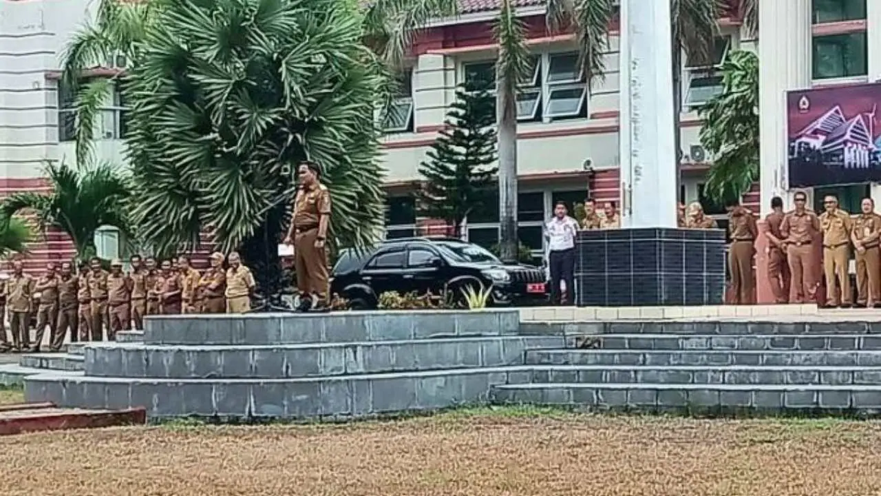 Perdana Masuk Kantor, Pj Bupati Jeneponto Kunjungi Tiap Ruangan di Kantor Bupati