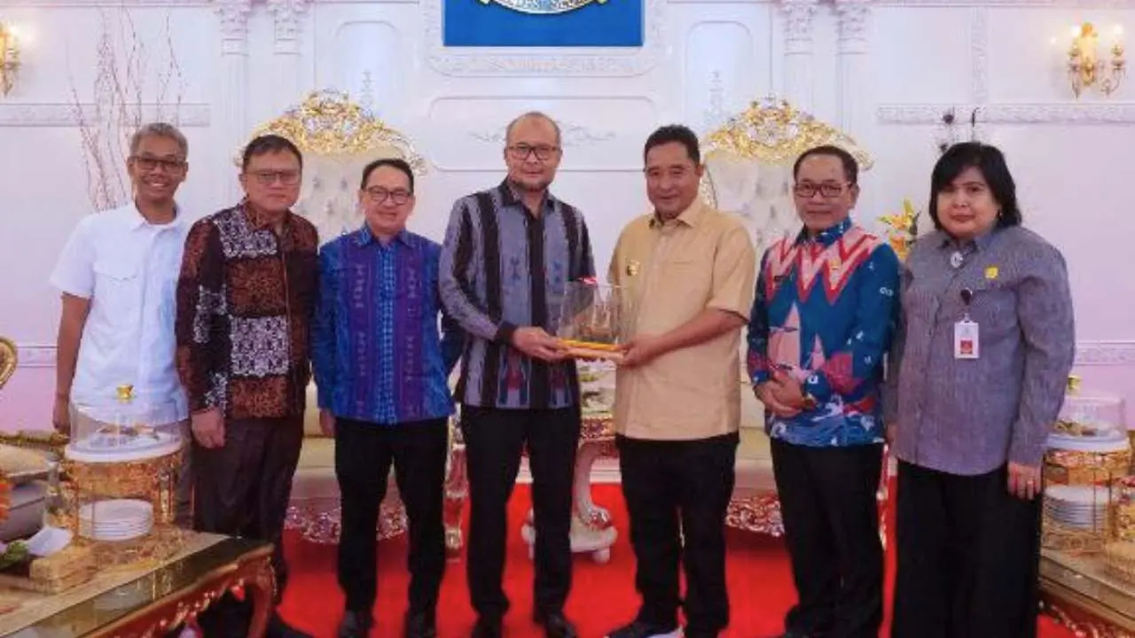 Pj Gubernur Sulsel Didampingi Plh Karo Ekbang Terima Kepala BI Sulsel yang Baru