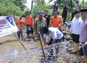 Cegah Bencana, Pemkab Takalar Bangun Bronjong di Polongbangkeng Selatan