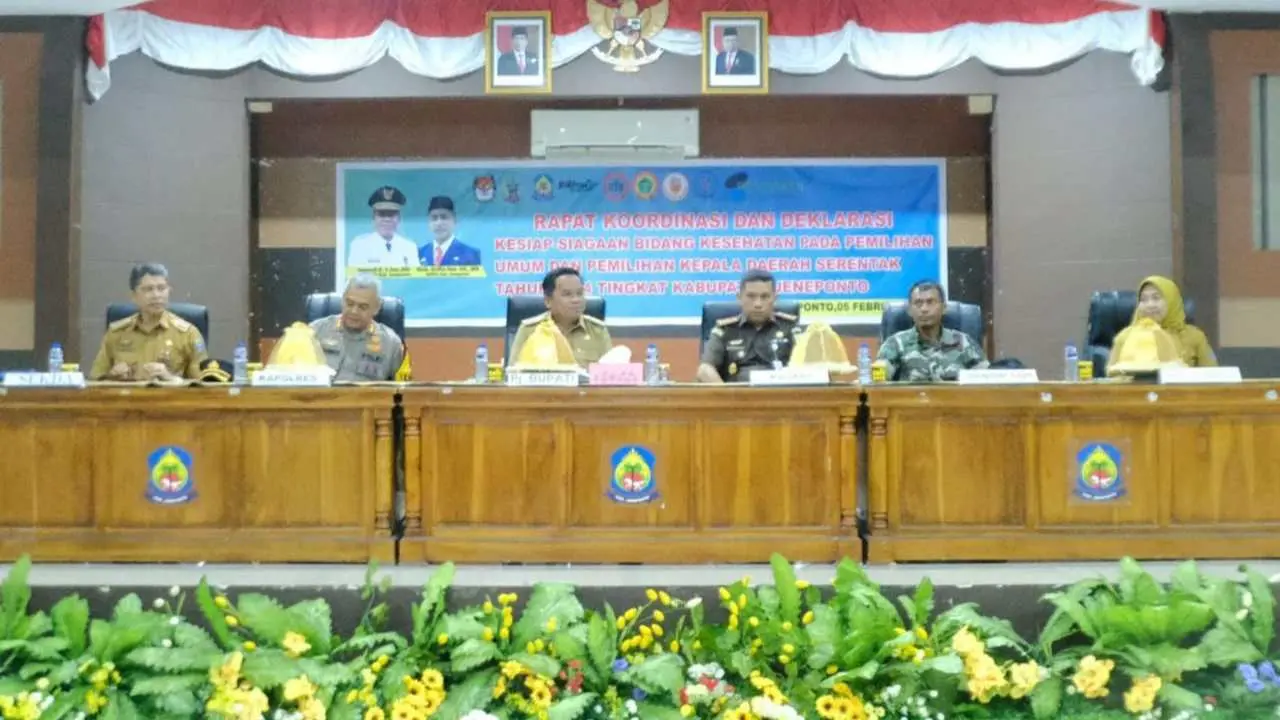 Jelang Pemilu, Pj Bupati Jeneponto Gelar Rakor Kesiapsiagaan Nakes yang Bertugas di Setiap TPS