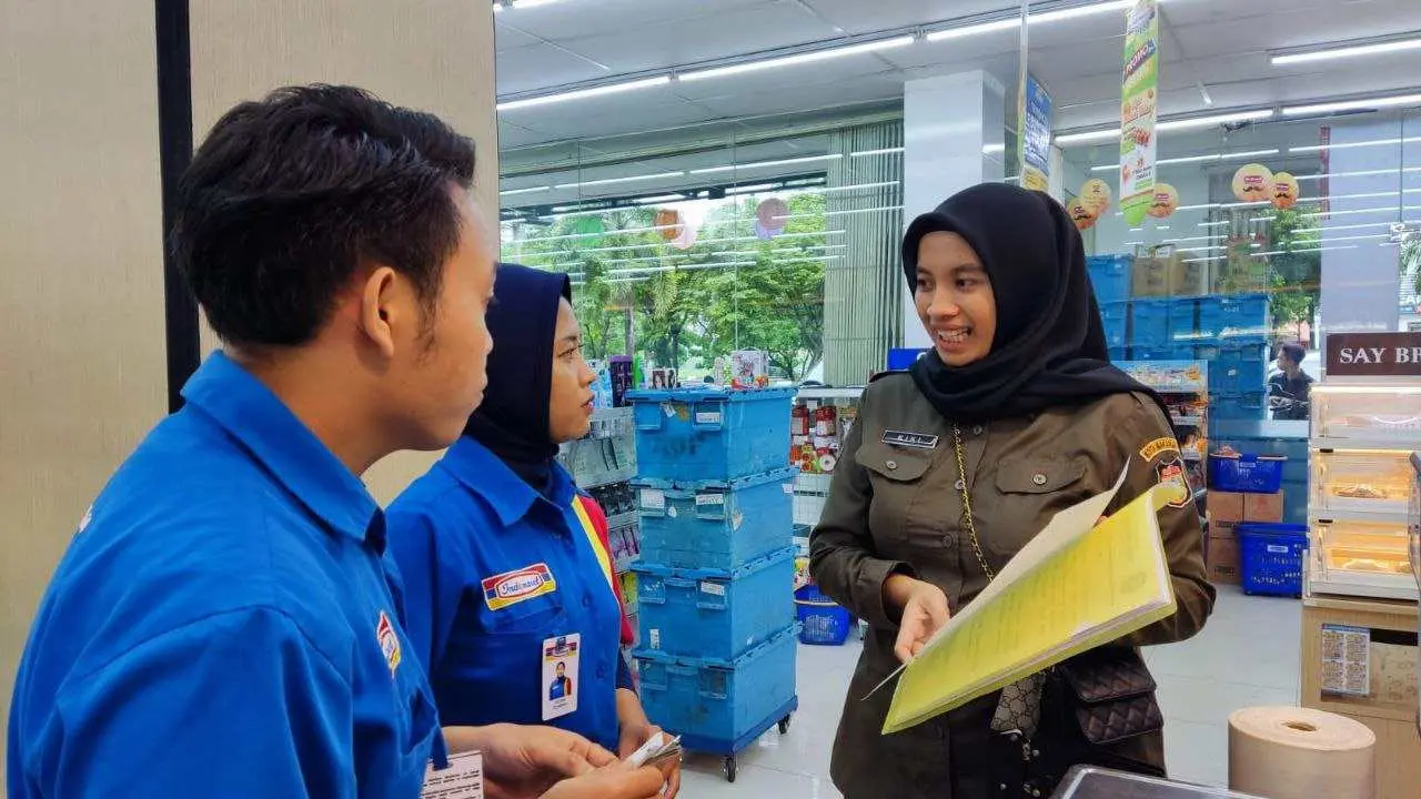 Satpol PP Makassar Imbau Minimarket Tak Jual Bebas Alat Kontrasepsi di Hari Valentine