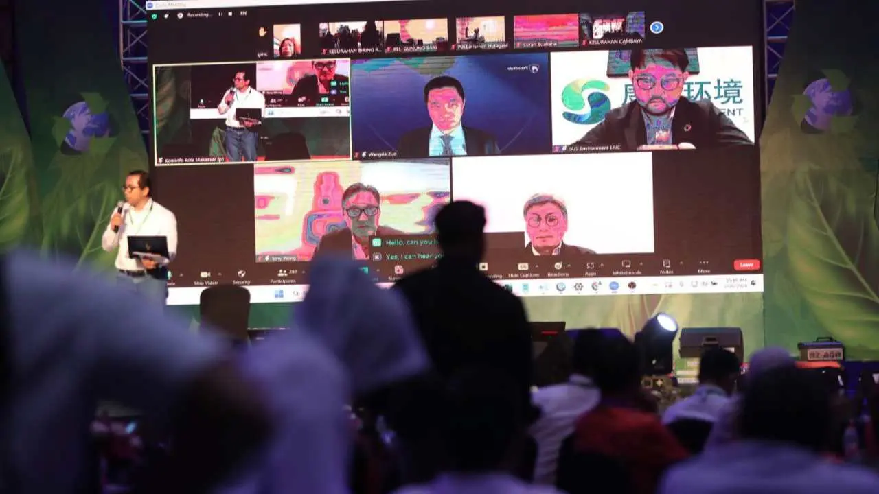 Rakorsus 2024 Makassar, President Director of Shanghai Paparkan Tentang Sampah jadi Energi