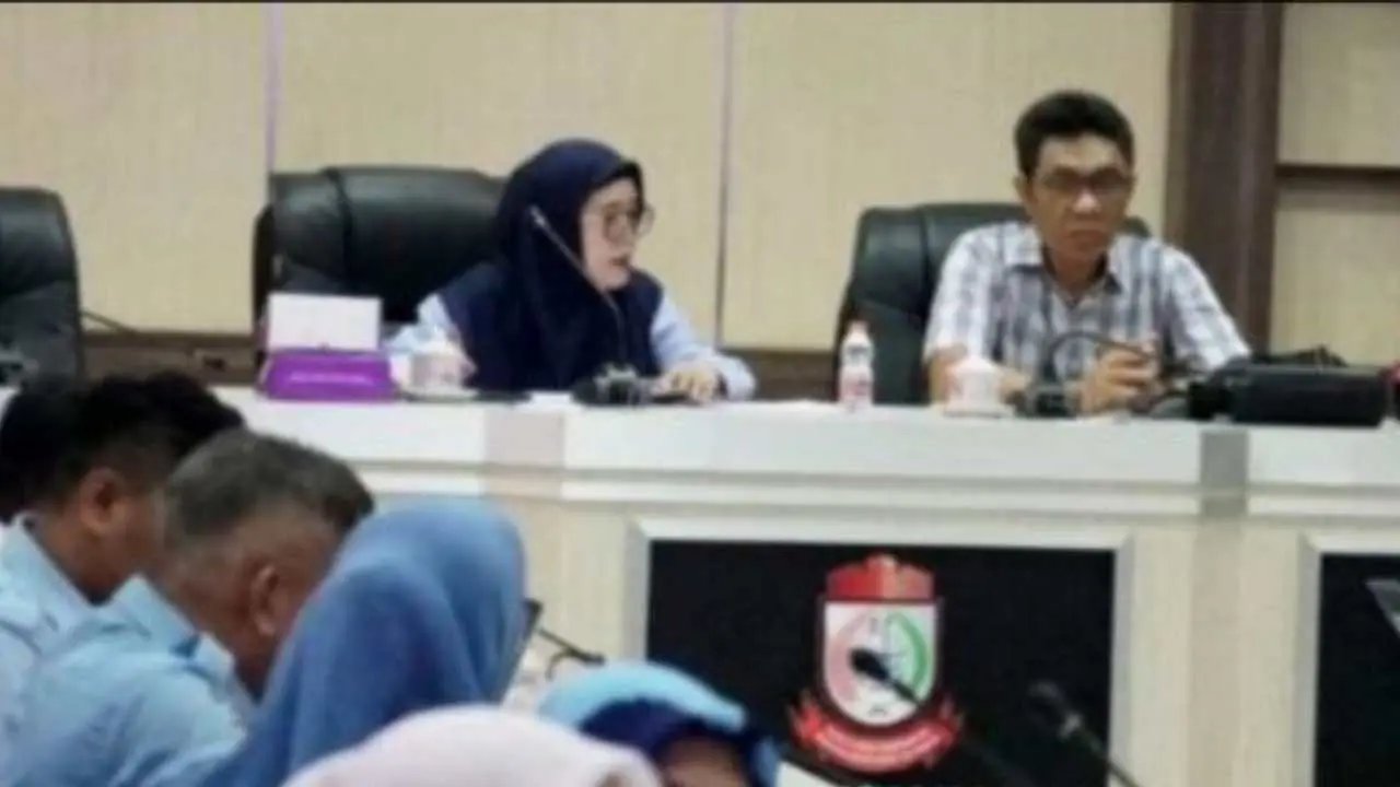 Komisi B DPRD Makassar Bahas Rancangan Perda Pendirian Perusda Terminal Makassar Metro