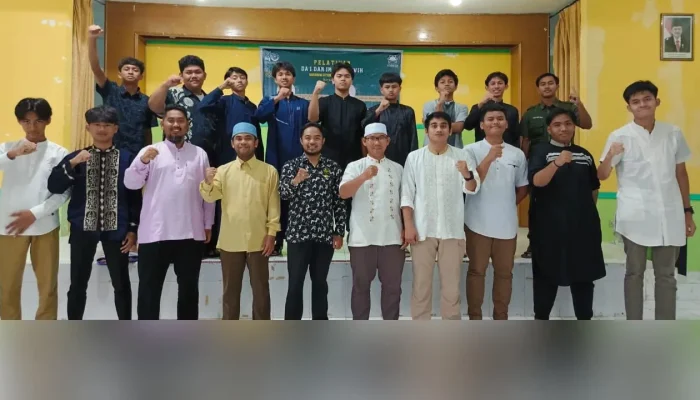 Perdana! Boarding Athirah Bukit Baruga Sukses Gelar Pelatihan Da’i dan Imam Tarawih