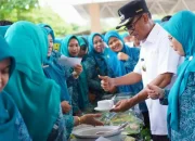 Pj Bupati Takalar – Pj Ketua TP PKK Buka Bazar & Lomba Kreasi Olahan Makanan Berbahan Ikan-Seafood-Jagung