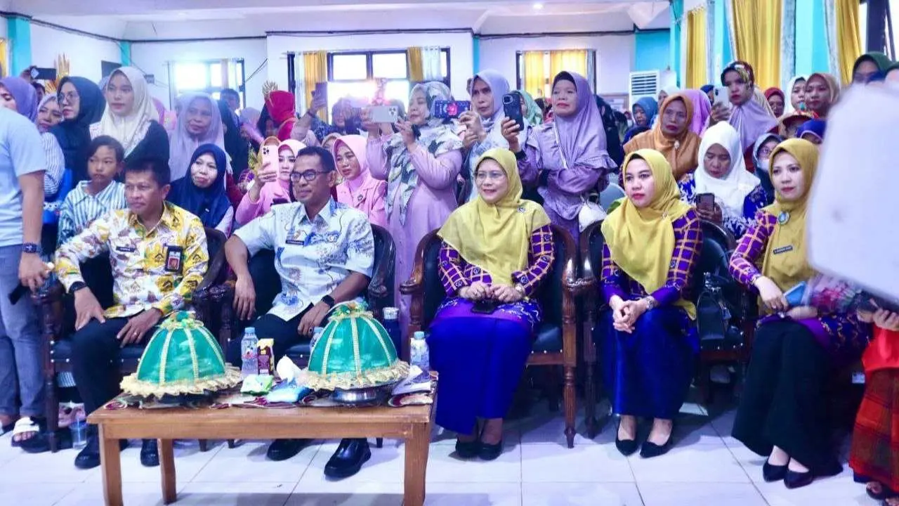 Pj Bupati didampingi Pj Ketua TP PKK Buka Ragam Lomba dalam Rangka HUT Takalar ke-64