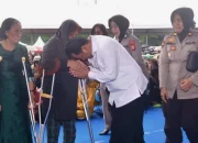 Wakapolri Gelar Bakti Sosial di Sulsel, Bagikan 30 Hadiah Umroh