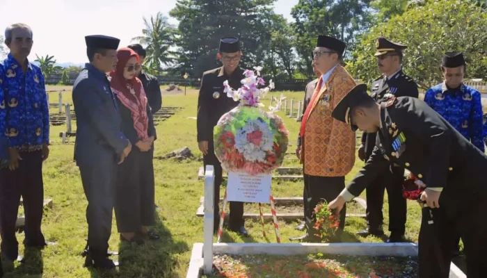 Pj Bupati Takalar Peringati Hari Gugurnya Pahlawan Nasional Ranggong Daeng Romo dan Padjonga Daeng Ngalle