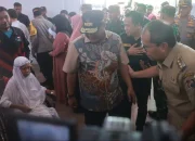 Danny-Pj Gubernur Pantau Dua TPS dan Monitoring Pemilu se-Makassar melalui CCTV