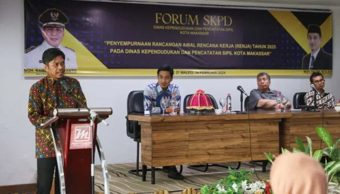 Pj Sekda Firman Pagarra Harap Forum OPD Dukcapil Fokus Penyelesaian IKD di Tahun 2024