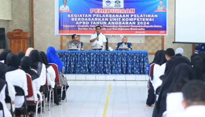 Pj Bupati Jeneponto Dukung Pelatihan Job Seeker oleh Disnakertrans