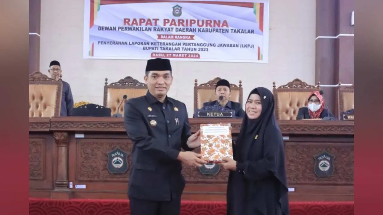 Sekda Takalar Wakili Pj Bupati Serahkan LKPJ 2023 pada Rapat Paripurna DPRD