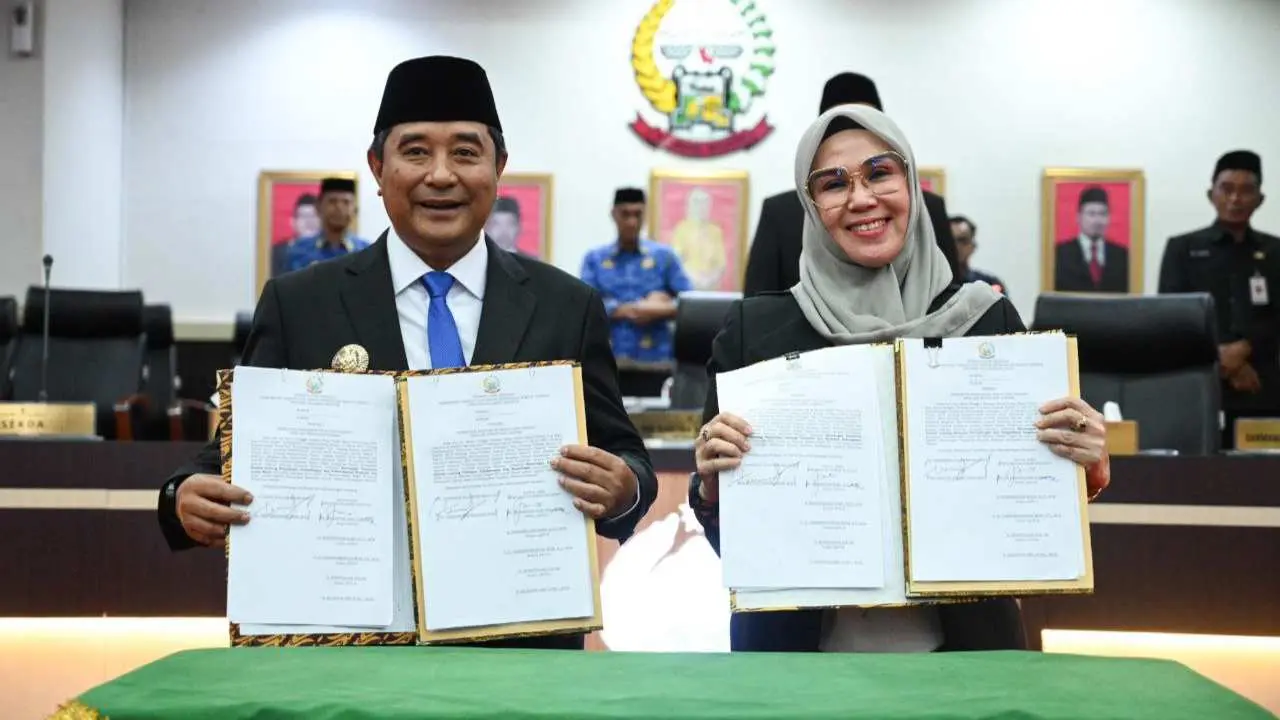 Empat Perda Baru Disahkan, Pj Gubernur Bahtiar Segera Terbitkan Pergub