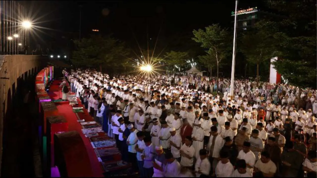 Wali Kota Ajak Ribuan Jemaah Subuh Berdoa agar Makassar Terhindar dari Bencana Alam