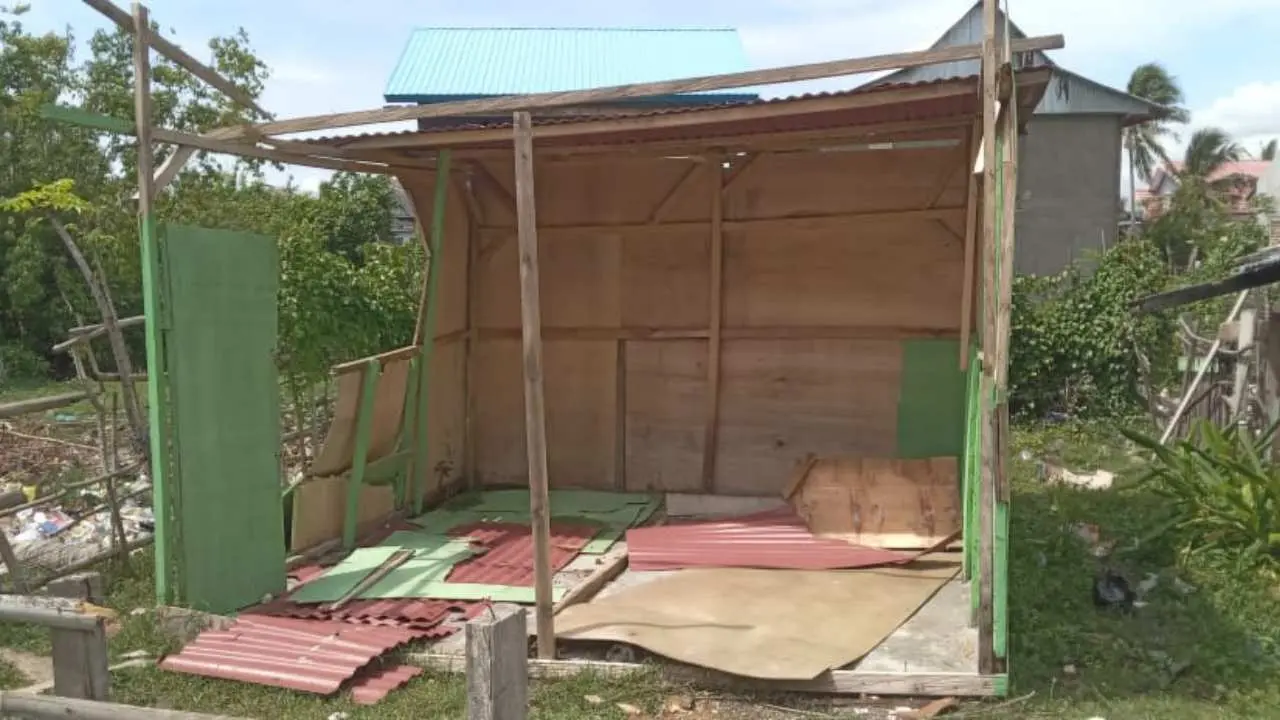 Bencana Angin Kencang di Selayar Hancurkan 7 Unit Rumah dan 1 Buah Toko 