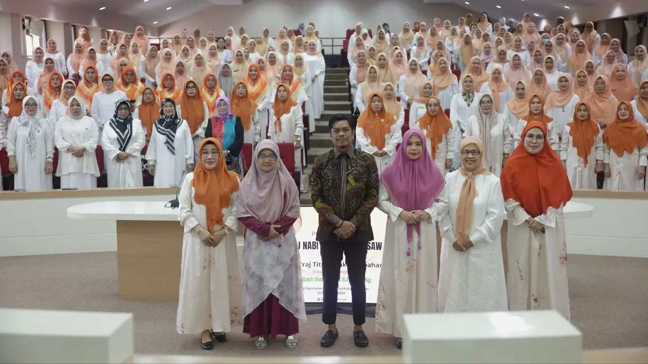 DWP Makassar Peringati Isra Mi'raj, Fadliah Firman Ajak Renungi Titik Tolak Perubahan dalam Hidup