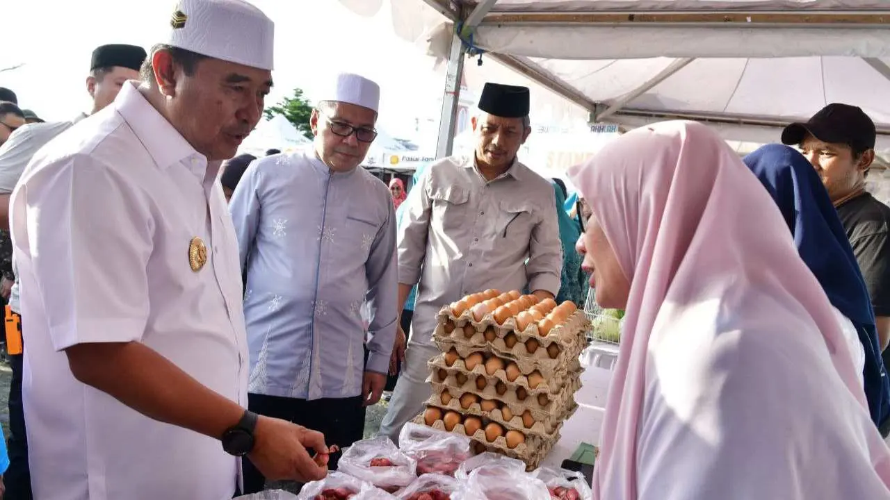 Safari Ramadhan, Pj Gubernur Sulsel Dirangkaikan Gerakan Pangan Murah di CPI