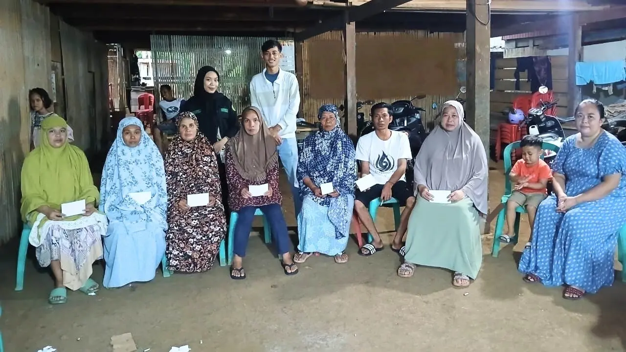 Mahasiswa-Pelajar Soppeng Salurkan Bantuan Bagi Korban Kebakaran di Marioriwawo