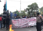 IPPEMSI Makassar Datangi Kantor Gubernur Sulsel Pertanyakan Penarikan Anggaran Rp17 M