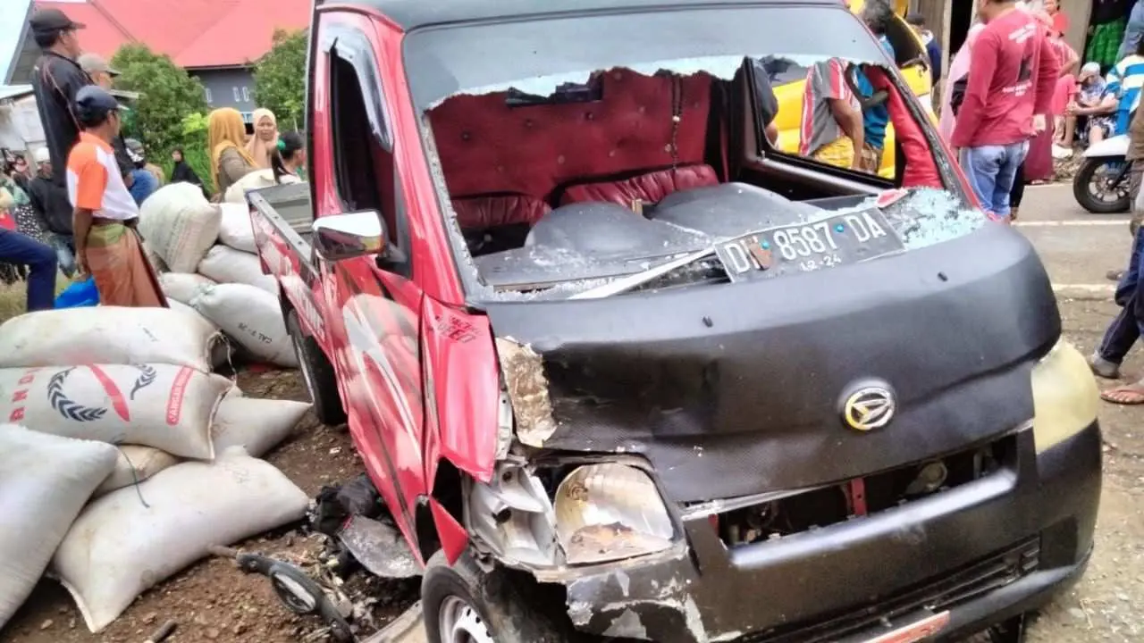 Tabrakan Maut Mobil vs Motor di Rumbia Jeneponto, 1 Tewas, 1 Dirawat di Rumah Sakit