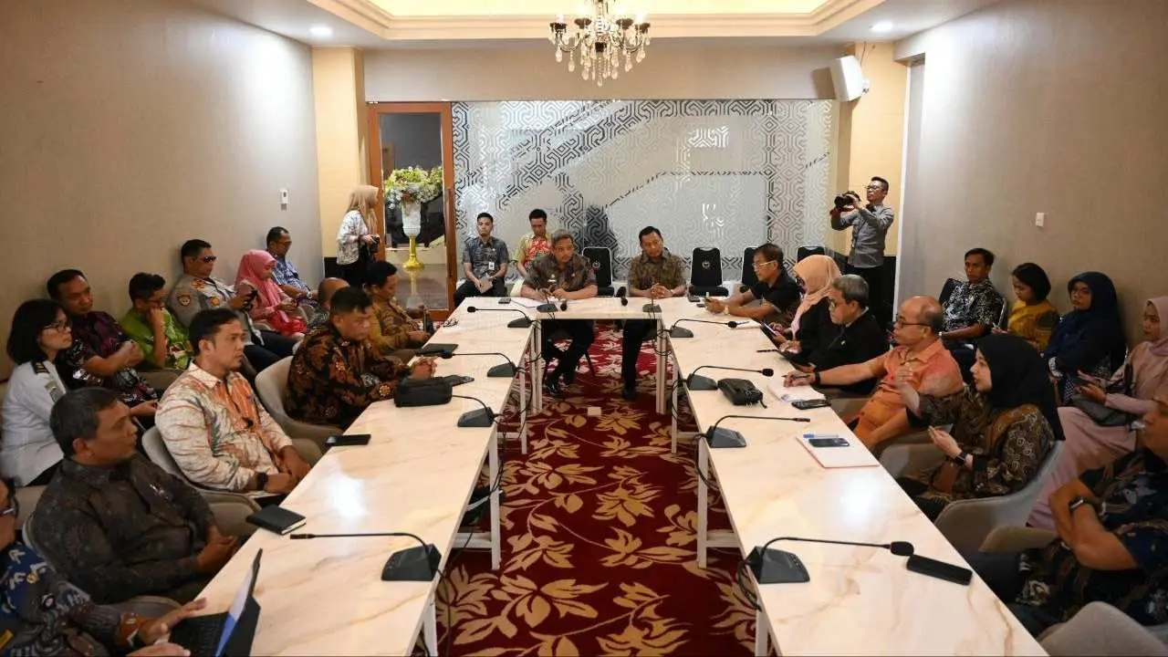 Pj Sekda Sulsel Pimpin Rapat Pemantapan Pelaksanaan PSBM XXIV