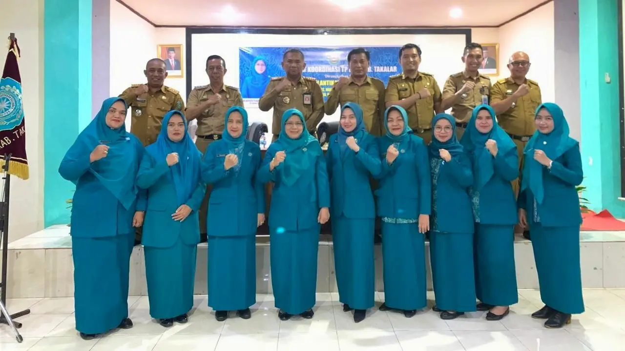 Pj Ketua TP PKK Takalar Lantik Enam Ketua TP PKK Kecamatan