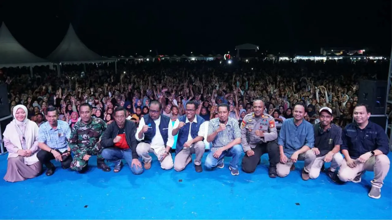 Pererat Silaturahmi dengan Masyarakat, Pj Bupati Buka Semarak Desa Literasi Digital di Galesong Selatan