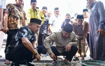 Pj Gubernur Sulsel Peletakan Batu Pertama Pembangunan Menara Masjid Nurul Ilmi Himal SMPPSMADAGA Bone