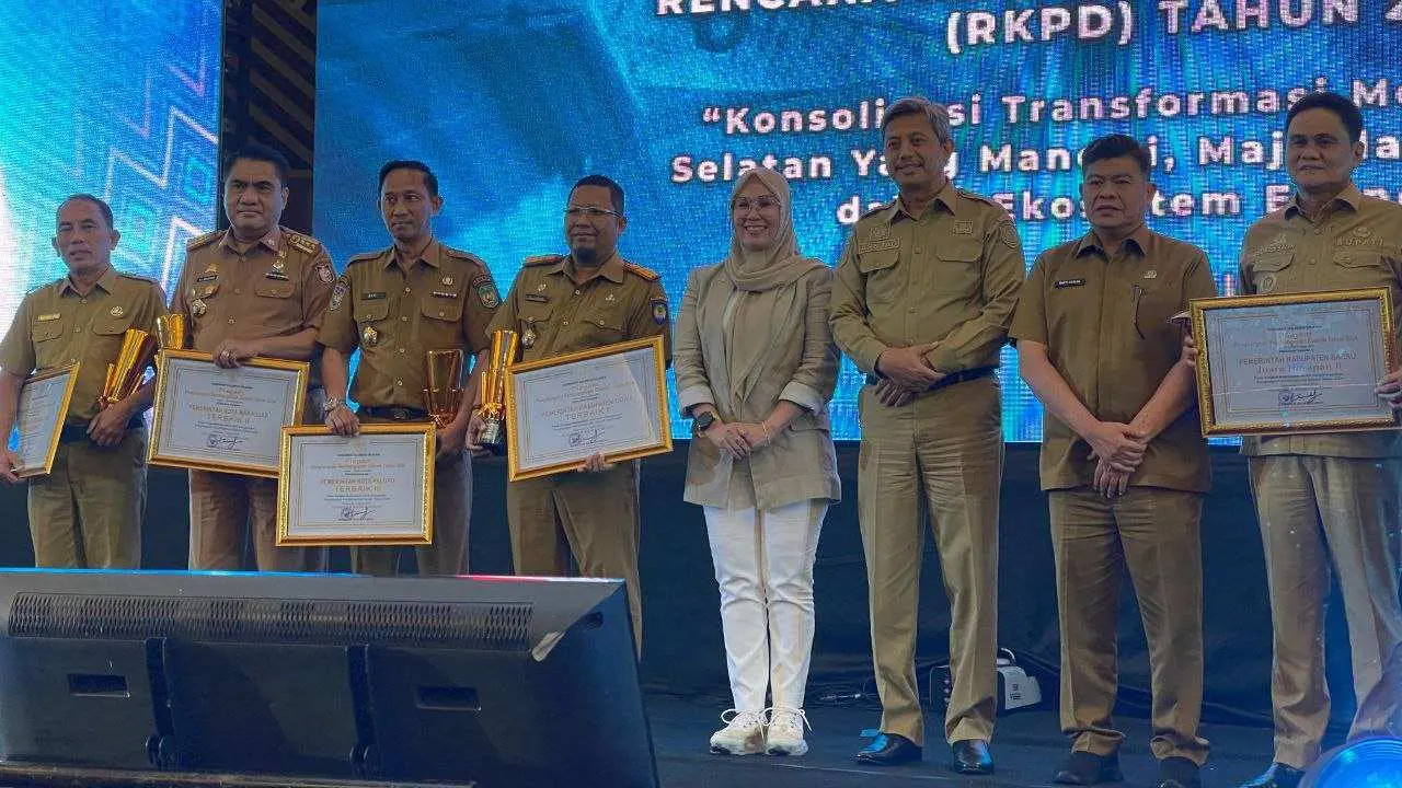 Gowa Raih Penghargaan Pembangunan Daerah Terbaik Pertama Tingkat Sulsel 2024 2 Gowa Raih Penghargaan Pembangunan Daerah Terbaik Pertama Tingkat Sulsel 2024