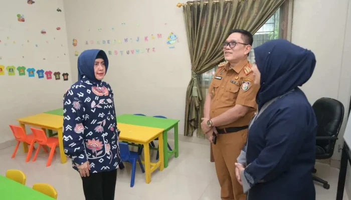 Bunda PAUD Makassar didampingi Kadisdik Resmikan TK PAUD Baitul Qalbi Islamic School