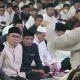 Danny Pomanto dan Ribuan RT-RW se-Makassar Khusyuk Itikaf Ramadan di Masjid Kubah 99