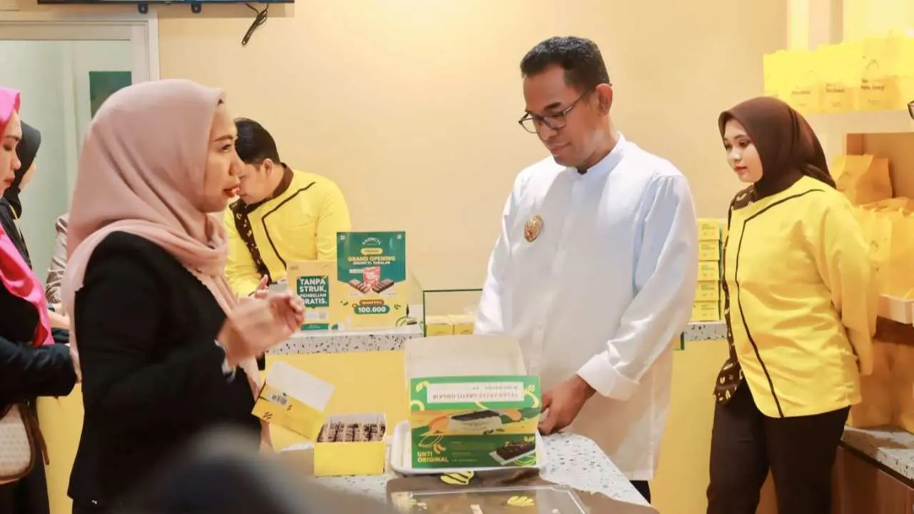 Pj Bupati Setiawan hadiri Grand Opening Outlet Browcyl Takalar 2 Pj Bupati Setiawan hadiri Grand Opening Outlet Browcyl Takalar