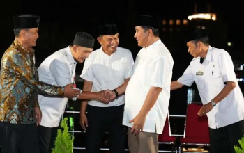 Pemprov Sulsel dan Kesbangpol se-Indonesia Buka Puasa Bersama dengan Eks Napi Teroris 5 Pemprov Sulsel dan Kesbangpol se-Indonesia Buka Puasa Bersama dengan Eks Napi Teroris