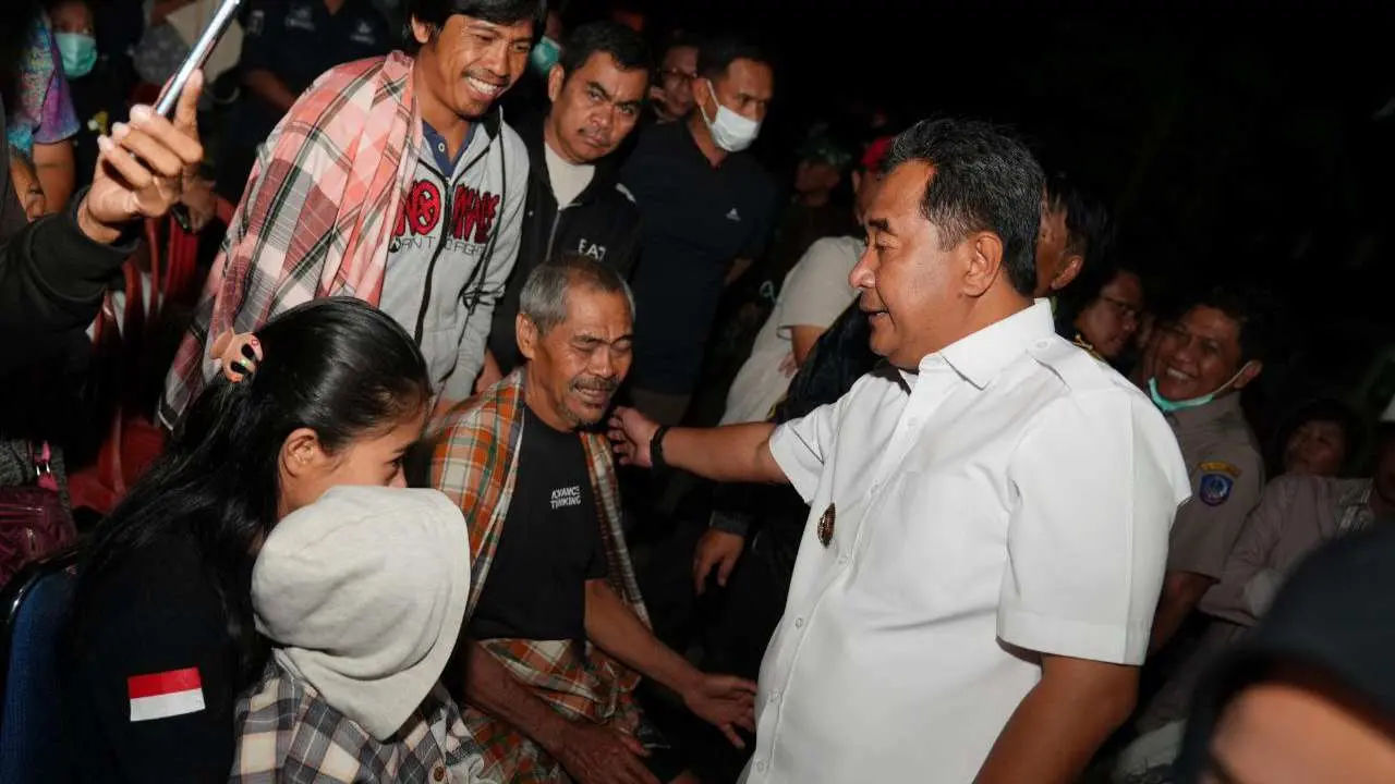 Tana Toraja Berduka, Pj Gubernur Bahtiar Kunjungi Korban dan Serahkan Bantuan