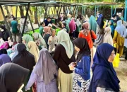 Kadisdik Apresiasi Kegiatan Berbagi Paket Sembako Sekolah Islam Athirah Bukit Baruga
