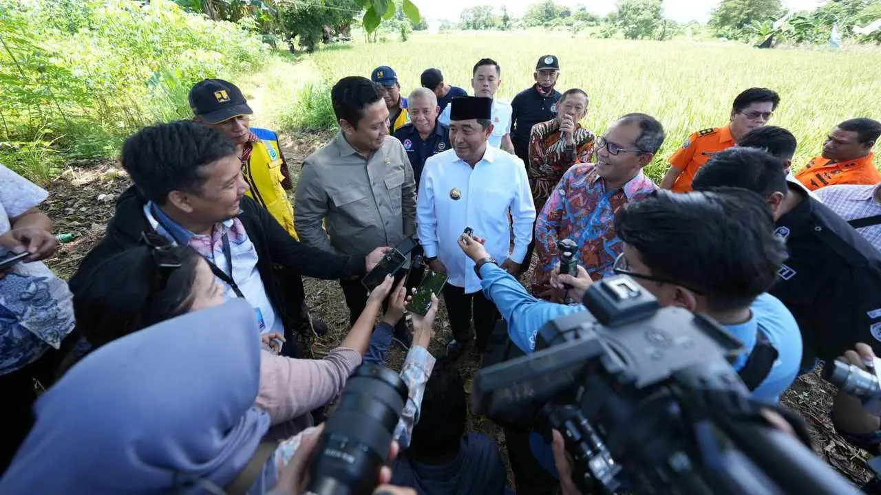Bersama Pj Gubernur Sulsel, Komisi V DPR RI Pastikan Kesiapan Lahan Pembangunan Stadion di Makassar