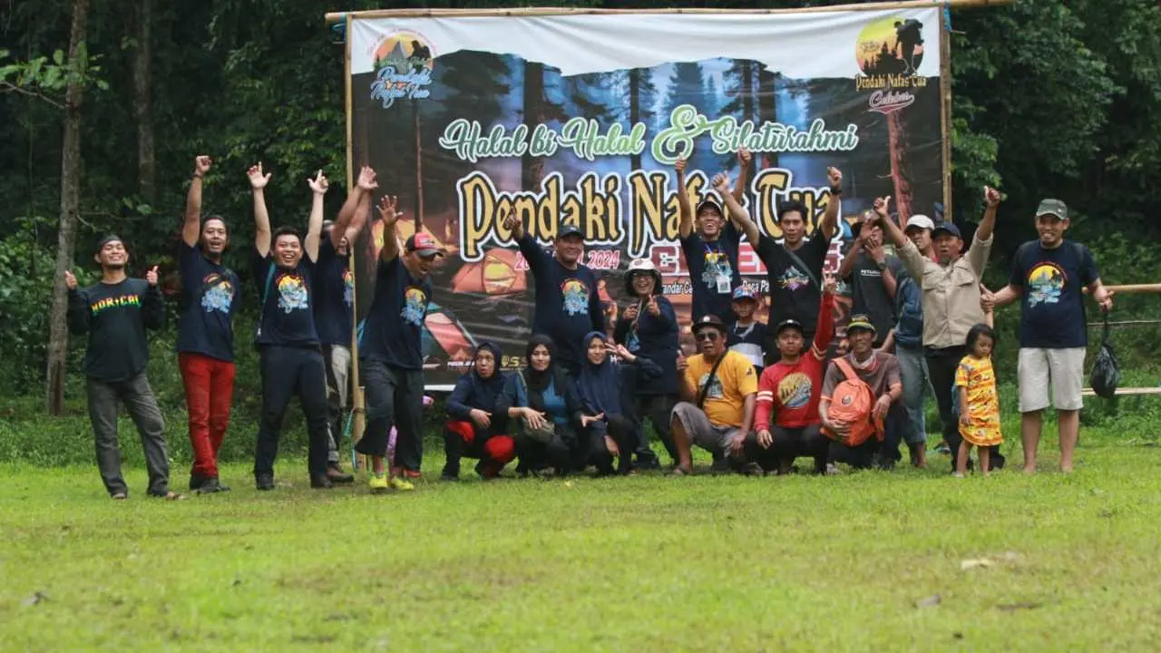 Gelar Halalbihalal di Maros, PENAT Celebes Silaturahim dengan Sejumlah Pecinta Alam dan Edukasi Para Pemula