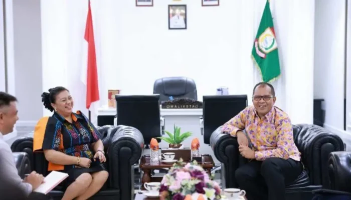 Danny Pomanto Ajak Konsulat Jenderal Filipina Tampil di Festival F8