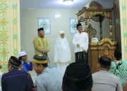 Khatam Al-Qur’an, Pj Bupati Takalar Berikan Hadiah Khusus ke Jamaah Tarwih