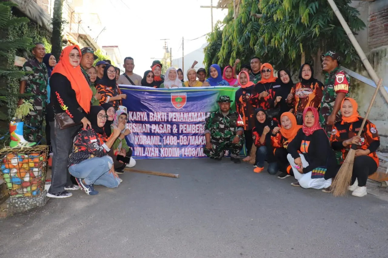 Tiga Pilar Kelurahan Maradekaya Kolaborasi Bersih Lingkungan Bersama Srikandi Pemuda Pancasila