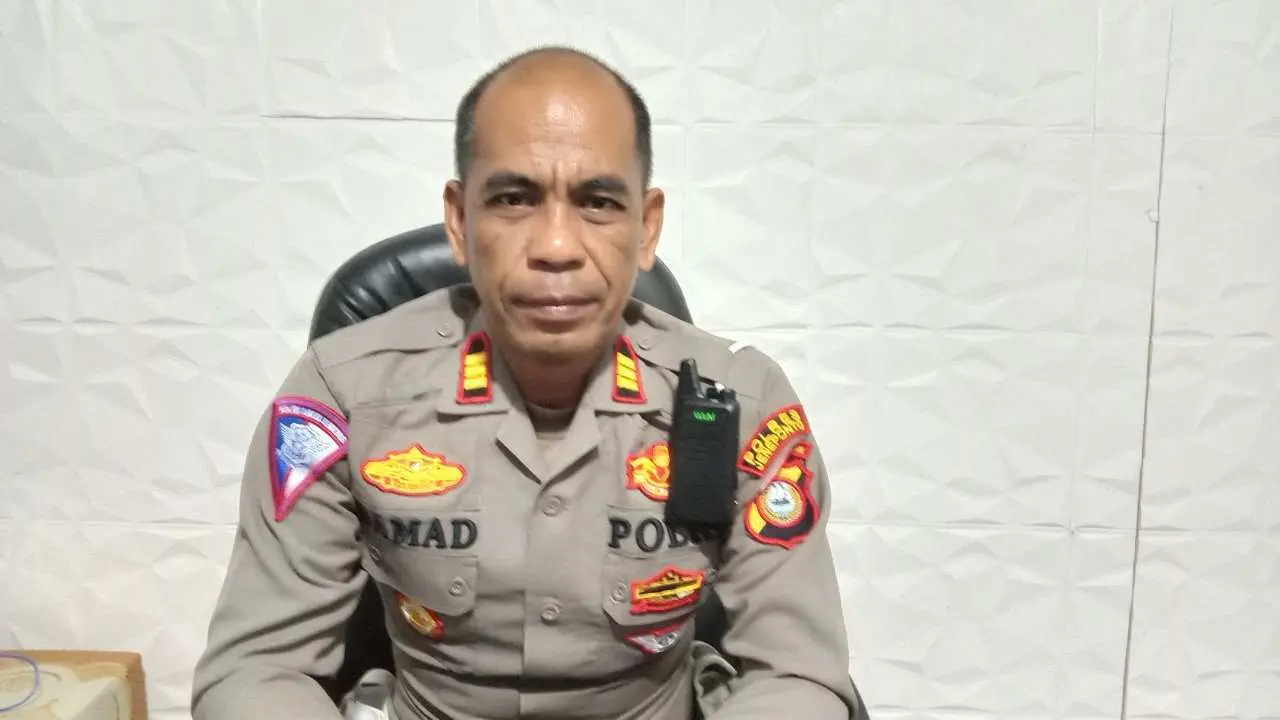 Kasat Lantas Polres Jeneponto Rutin Sosialisasi Larangan Penggunaan Knalpot Brong di Masjid-masjid 2 Kasat Lantas Polres Jeneponto Rutin Sosialisasi Larangan Penggunaan Knalpot Brong di Masjid-masjid