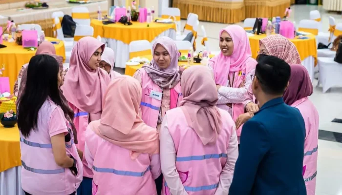 Tingkatkan Kapabilitas, Srikandi PLN Adakan Public Speaking Class