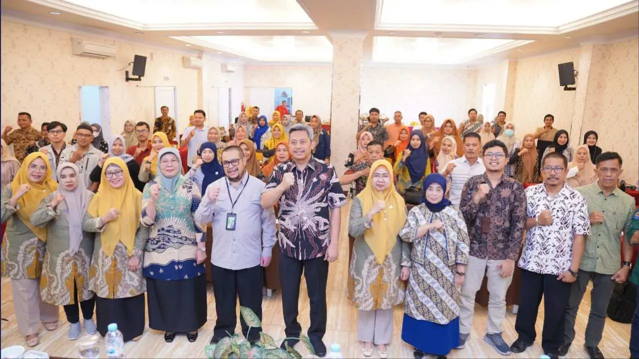 Rakor Pengendalian Inflasi, Pj Sekda Sulsel: Jadi Instrumen Perkembangan Harga di Kabupaten Kota 3 Rakor Pengendalian Inflasi, Pj Sekda Sulsel: Jadi Instrumen Perkembangan Harga di Kabupaten Kota