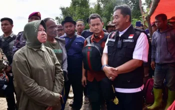 Mensos Risma Puji Penanganan Bencana Banjir-Longsor di Sulsel 8 Mensos Risma Puji Penanganan Bencana Banjir-Longsor di Sulsel