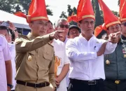 Mentan Amran Serahkan Bantuan Pertanian Senilai Rp 410 Miliar di Sulsel