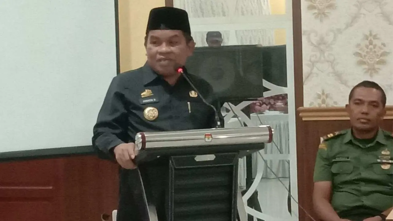 KPU Jeneponto Lantik 55 PPK untuk Pilkada Serentak 2024 3 Pj Bupati Jeneponto, Junaedi Bakri menghadiri pelantikan 55 PPK se-Kabupaten Jeneponto