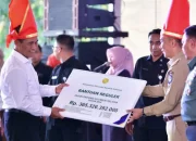 Kementan Serahkan 300 Beasiswa Pengembangan SDM Sawit untuk Lulusan SMA di Sulsel
