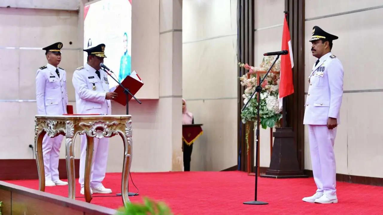 Pj Gubernur Sulsel Lantik Ahmadi Akil Jadi Pj Bupati Pinrang 2 Pj Gubernur Sulsel Lantik Ahmadi Akil Jadi Pj Bupati Pinrang
