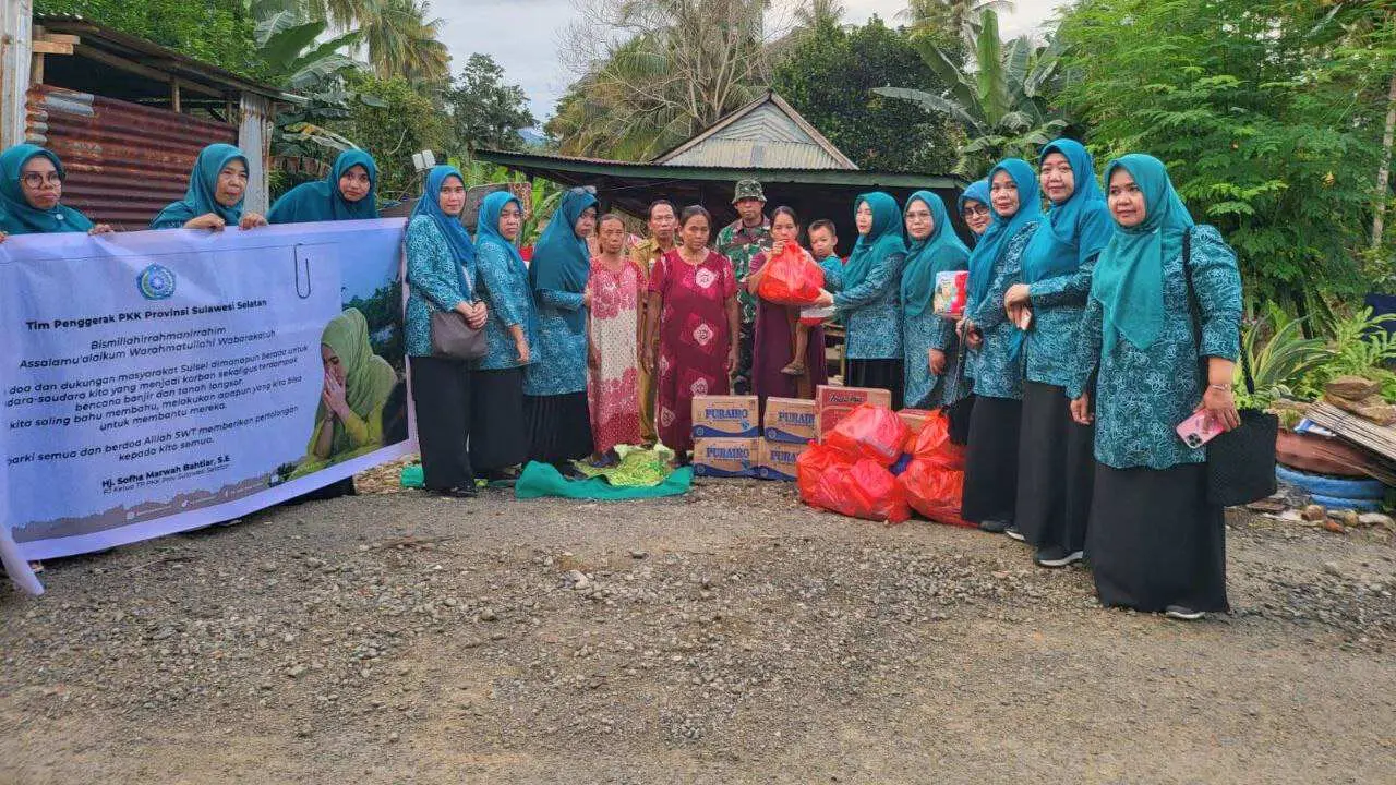 Bantuan TP PKK Sulsel Telah Tersalurkan ke Warga Terdampak Banjir dan Tanah Longsor 2 Bantuan TP PKK Sulsel Telah Tersalurkan ke Warga Terdampak Banjir dan Tanah Longsor